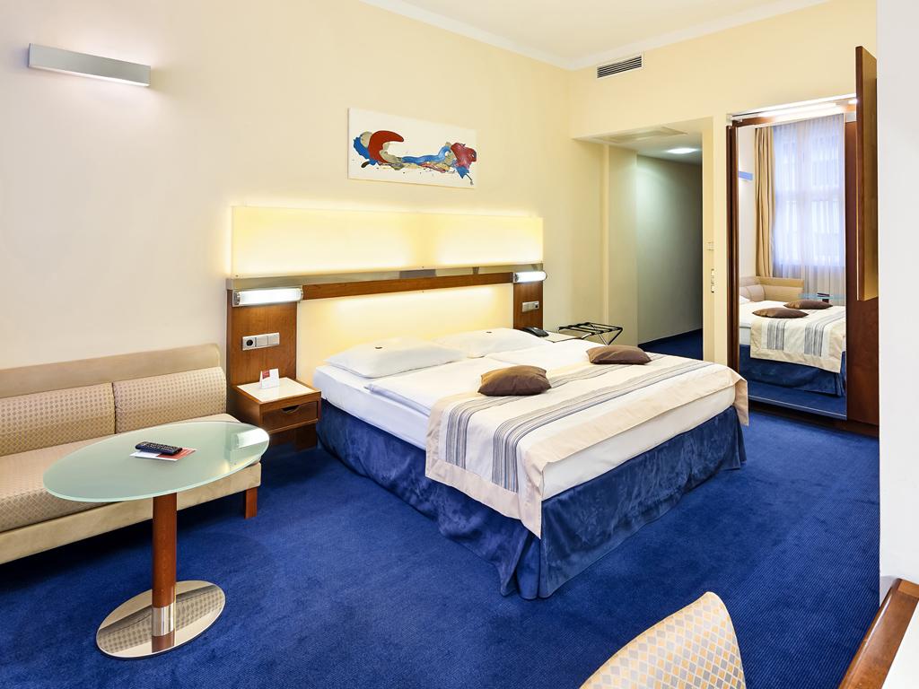 Austria Trend Europa 4* Viena